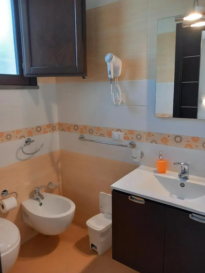 La Chiocciola 2 Bed&Breakfast Castelluzzo 0*,